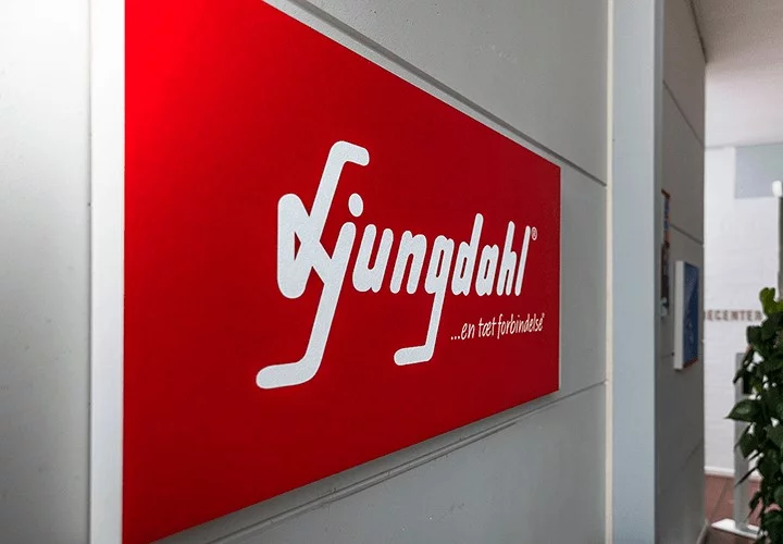 Ljungdahl skilt logo