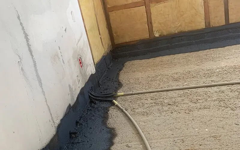 800 x 500 Ginnerup_ref Ljungdahl AIRBLOCK Flydende dampspærre ved rør og kabler på betongulv- Ginnerup Reference